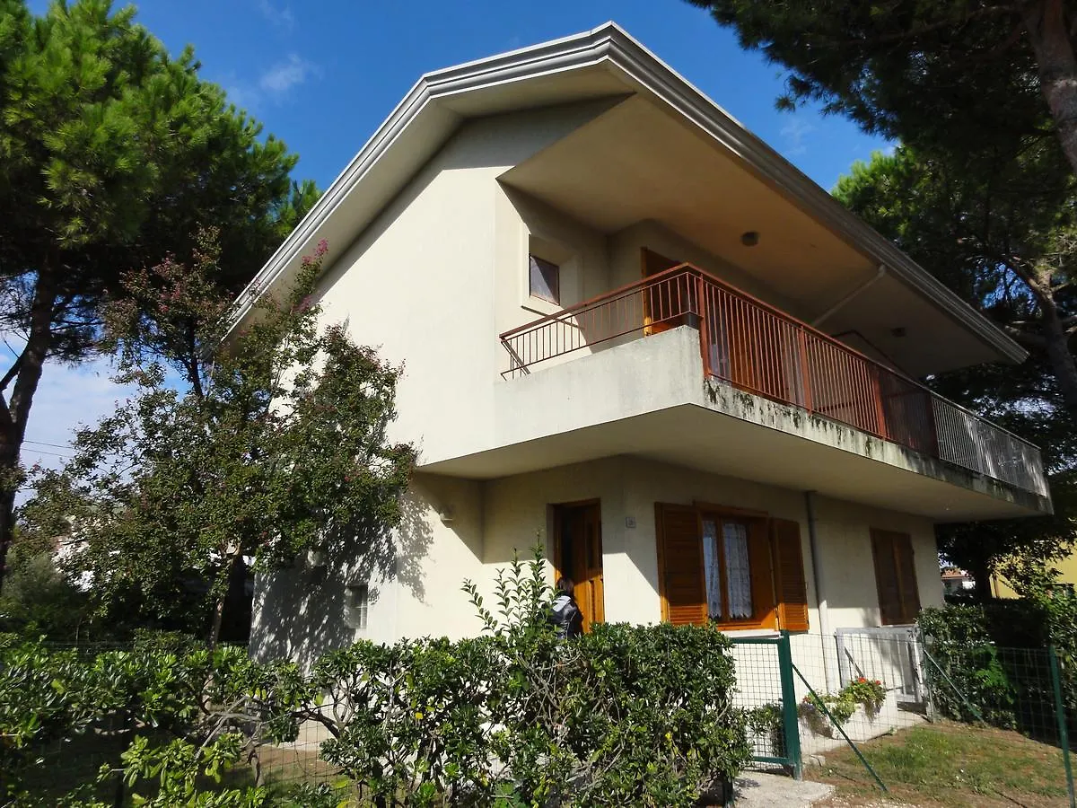 Villa Comete Bibione 0*,